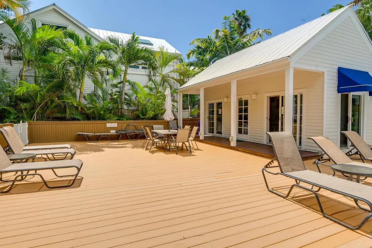 Breezy Key West First-Floor Condo With Pool Access