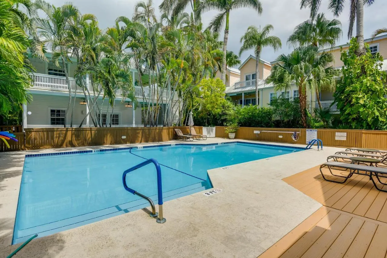 Breezy Key West First-Floor Condo With Pool Access